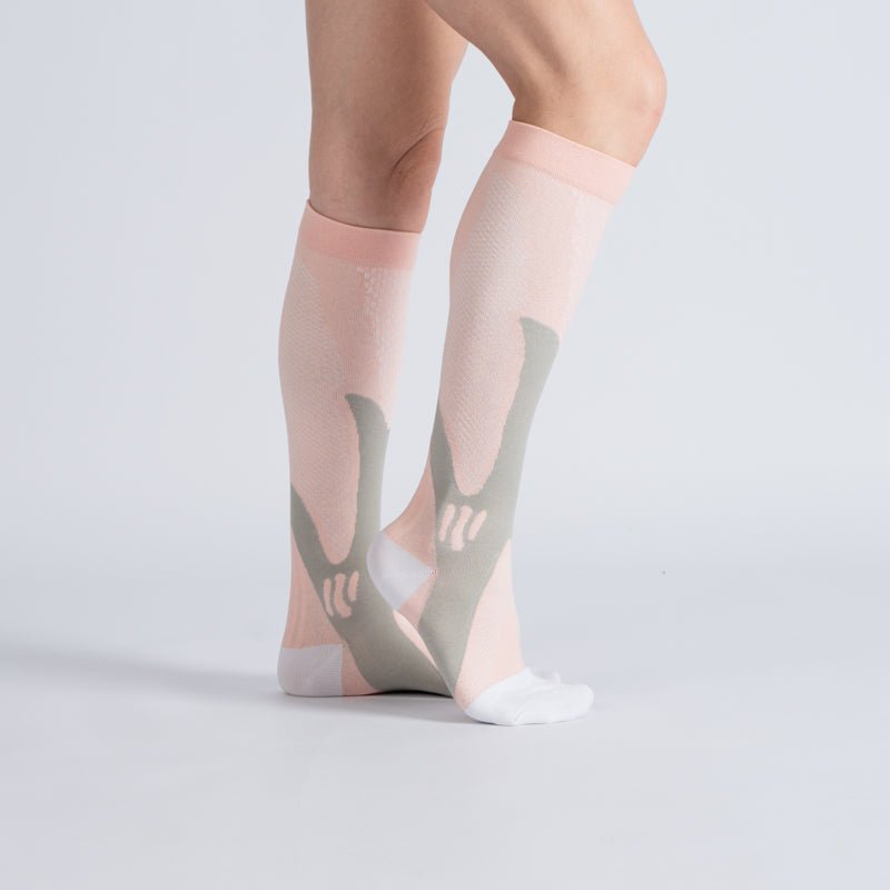 CloudKnit Compression Socks - Pink