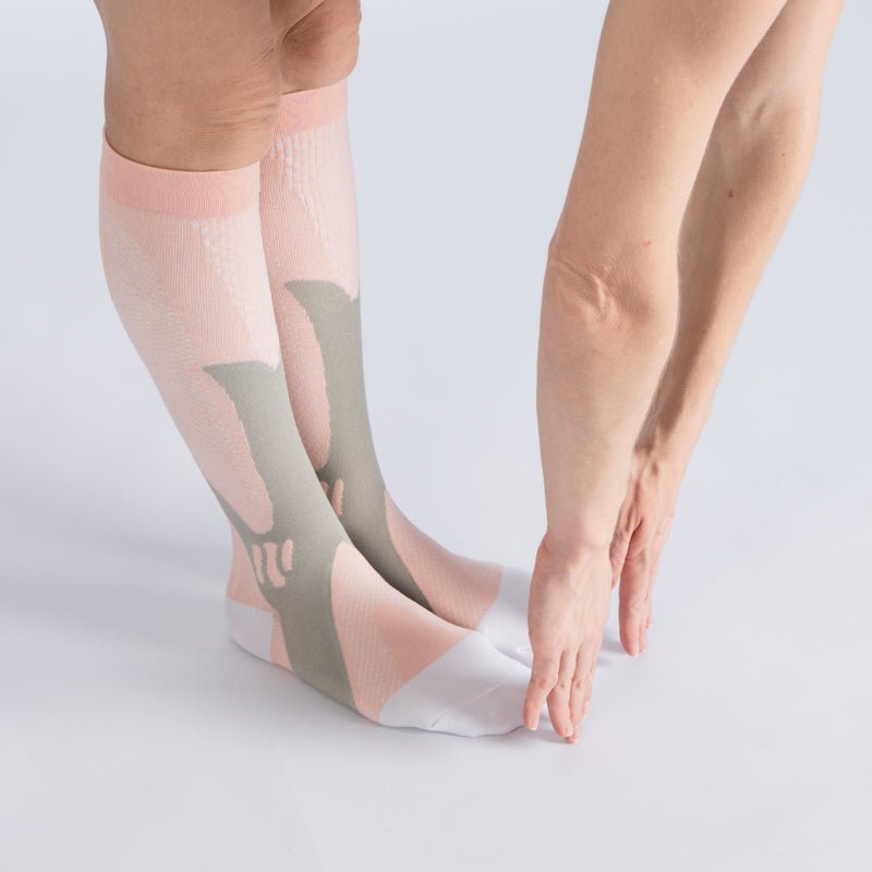 CloudKnit Compression Socks - Pink
