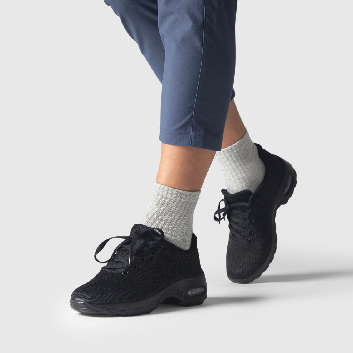 Vigor Stretch Shoes - Black