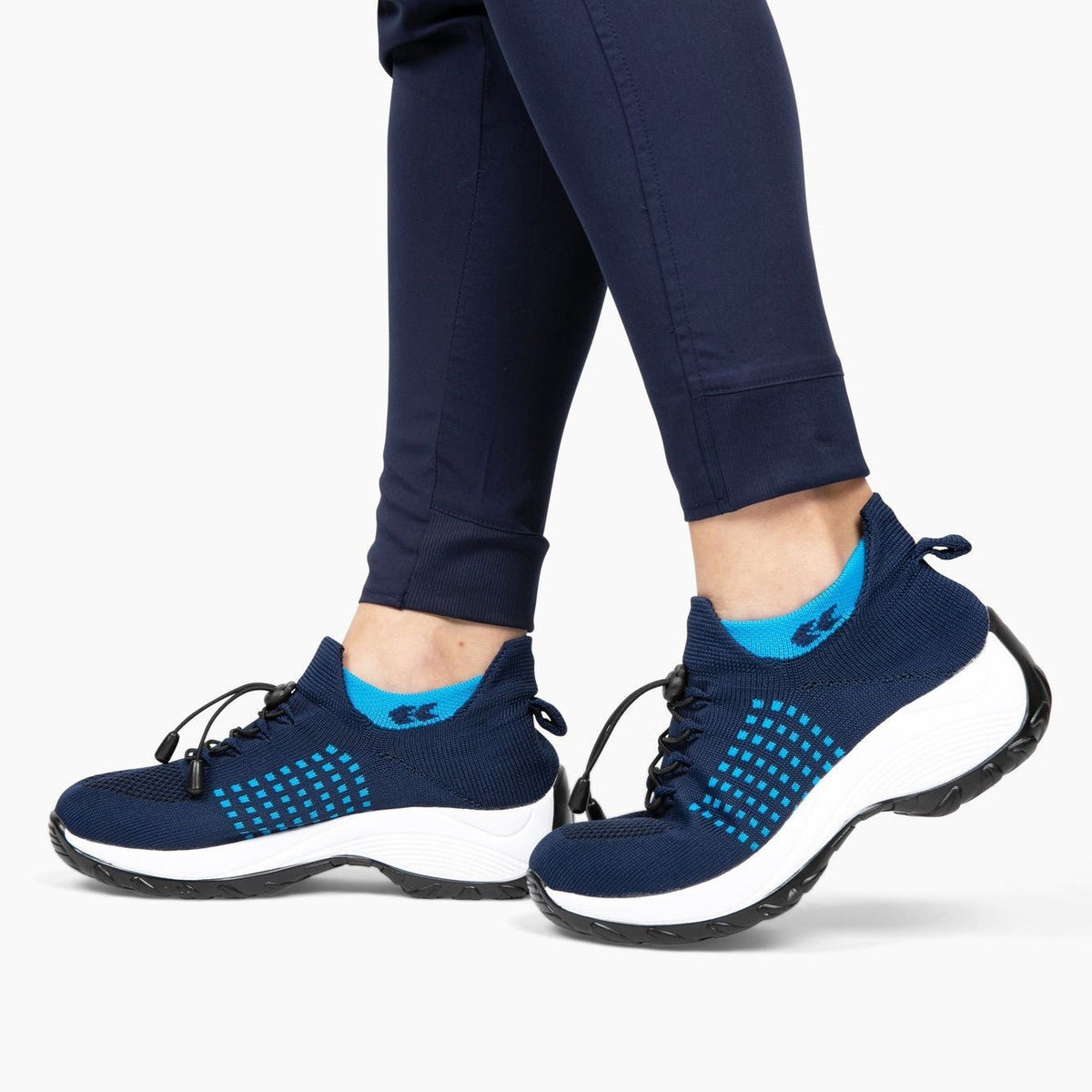 Non-Slip Healthcare Worker Solace Stretch Cushion Shoes