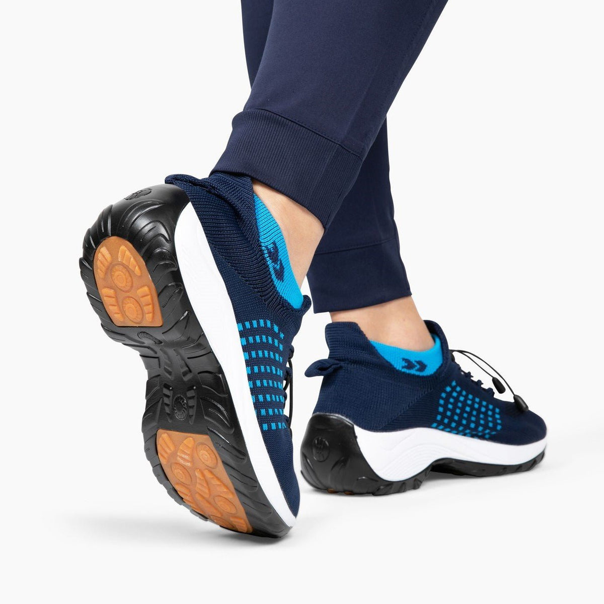 Non-Slip Healthcare Worker Solace Stretch Cushion Shoes