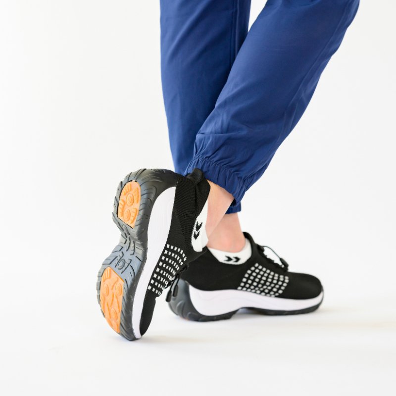 Solace Stretch Cushion Shoes - Black White
