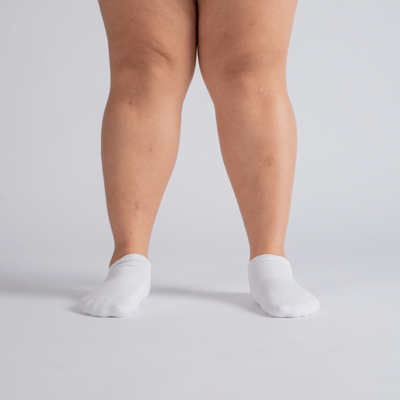 CloudKnit Padded Extra-Stretch Ankle Socks - White