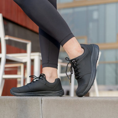 Cadence Cushion Shoes - Midnight Black